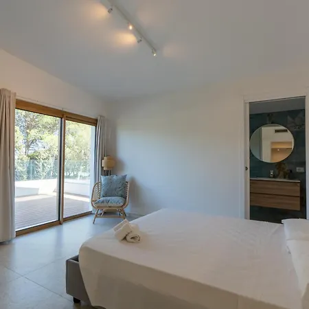 Villa The